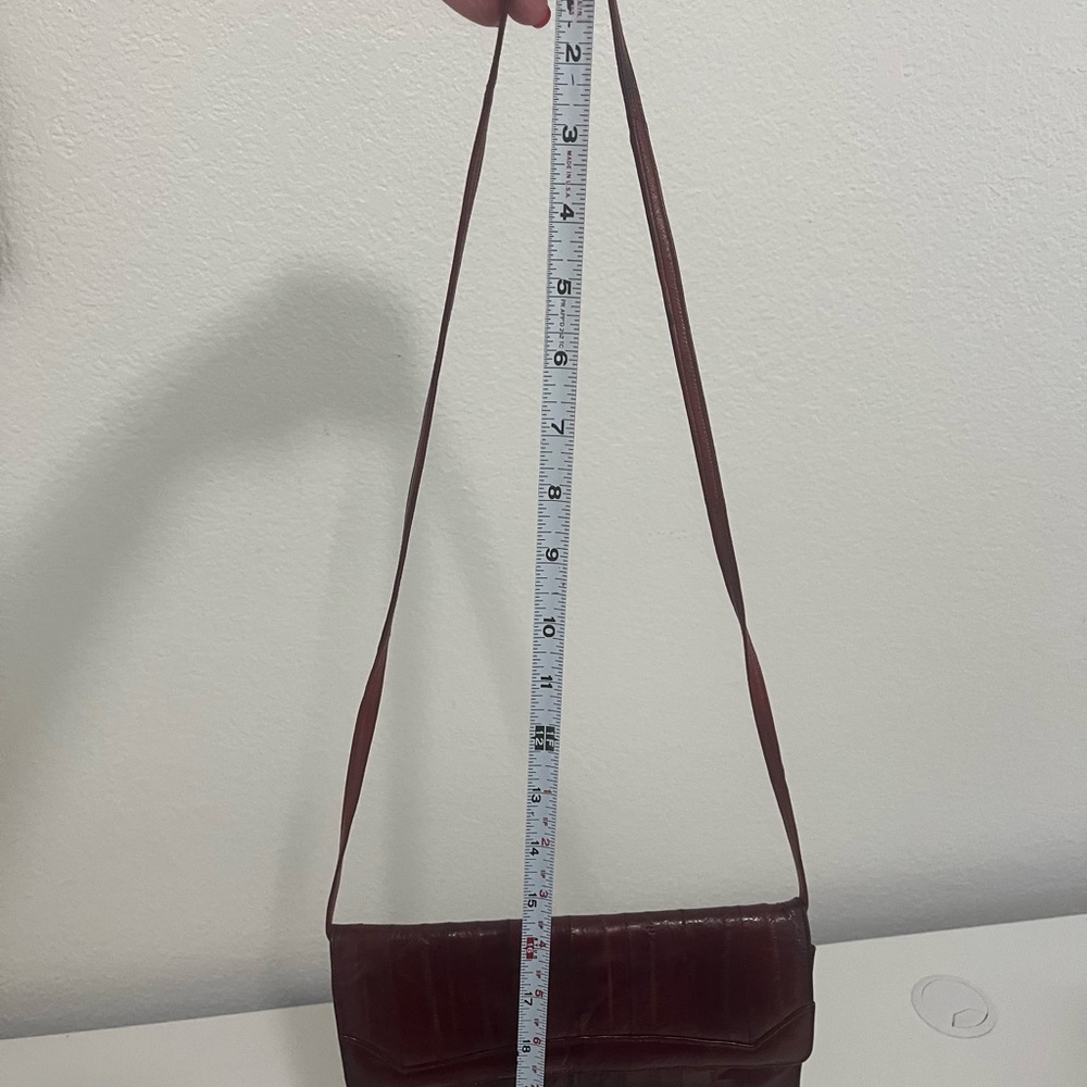 Vintage Burgundy Leather Shoulder Bag - Picture 10 of 11